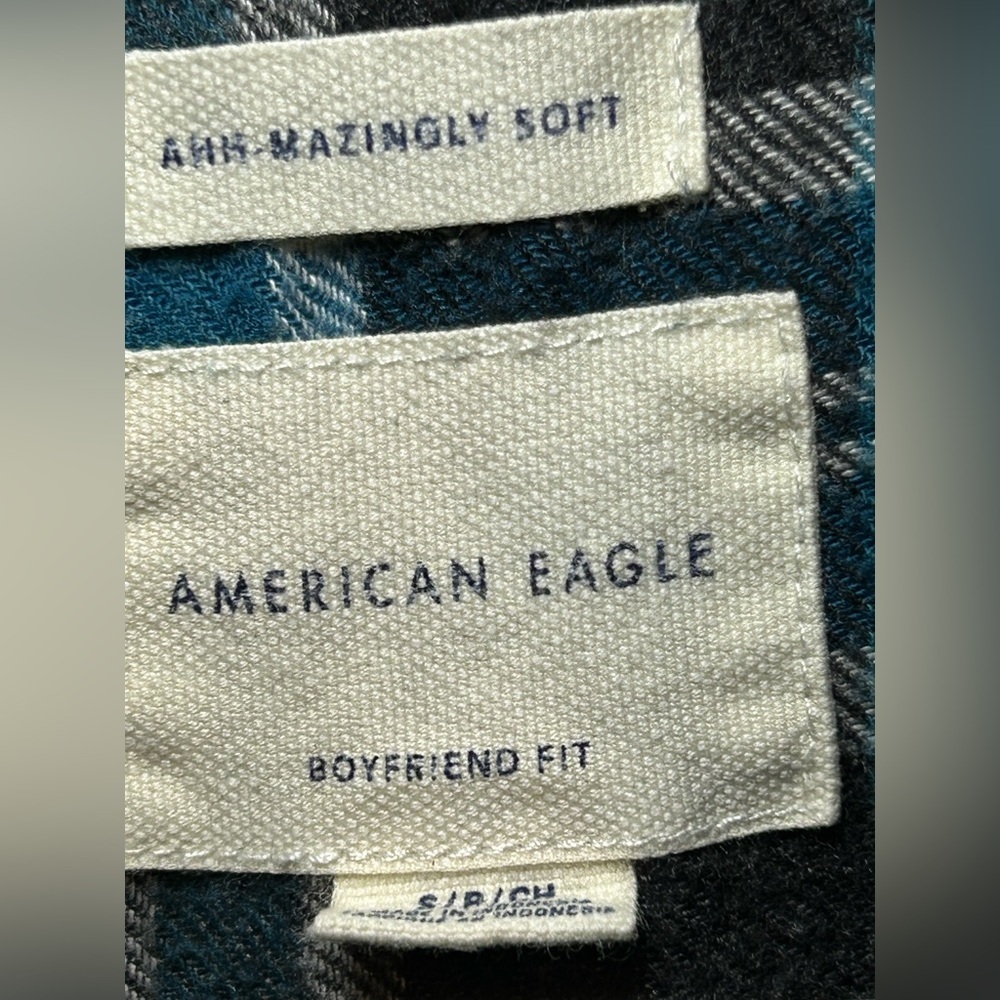 American Eagle Ahh-Mazingly Soft Boyfriend Fit Plaid Flannel Shirt Women’s Small - Picture 5 of 9